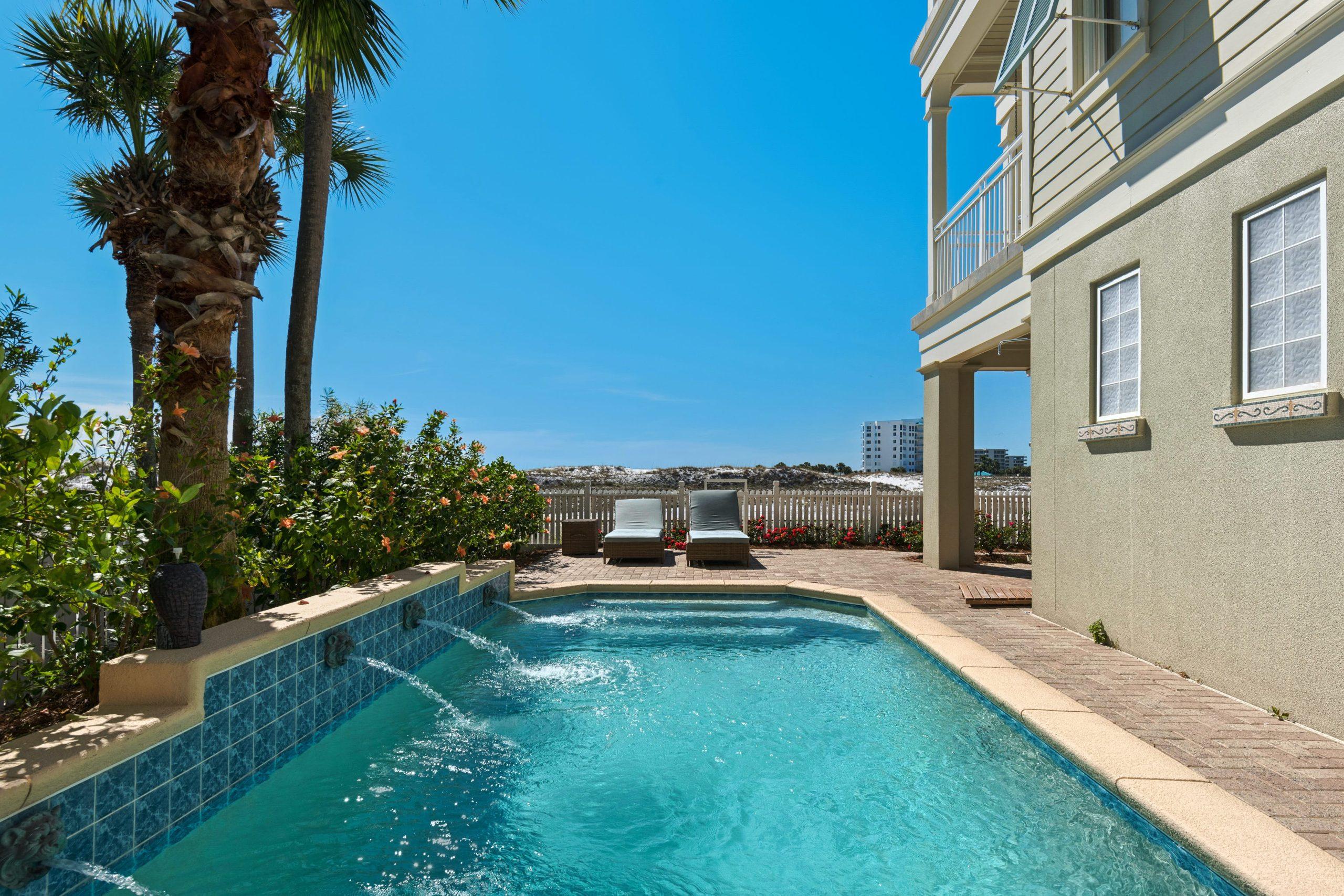 Many of the vacation rental homes at Destin Pointe have private pools and water views Many of the vacation rental homes at Destin Pointe have private pools and water views