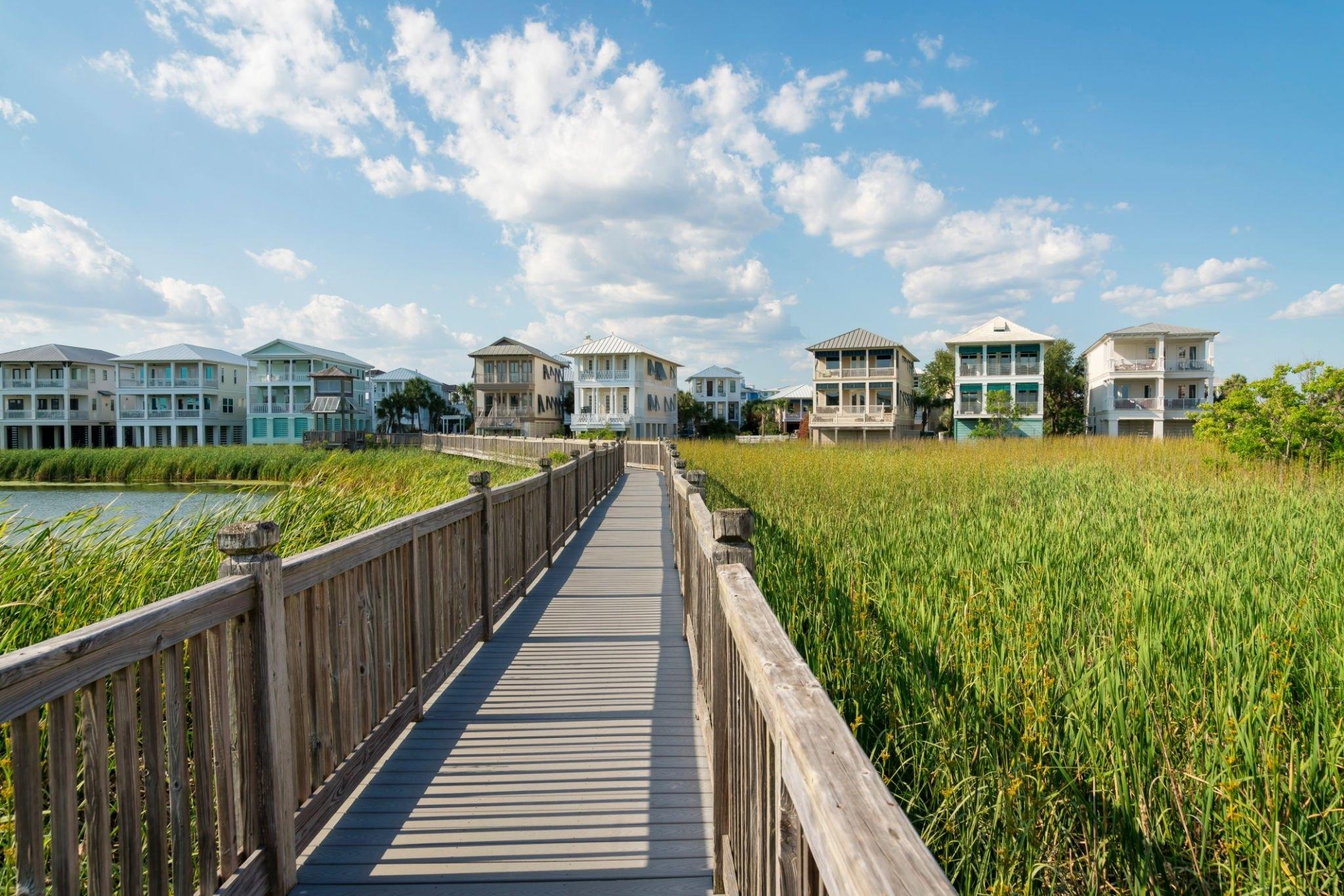 Cottages along Lake Caroline offer breath-taking views of the lake, Gulf and boats passing through the East Pass. Cottages along Lake Caroline offer breath-taking views of the lake, Gulf and boats passing through the East Pass.